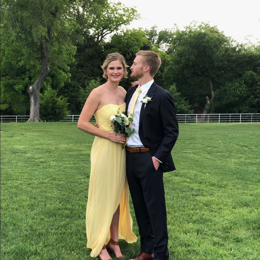 Yellow lace bridesmaid dress 💛